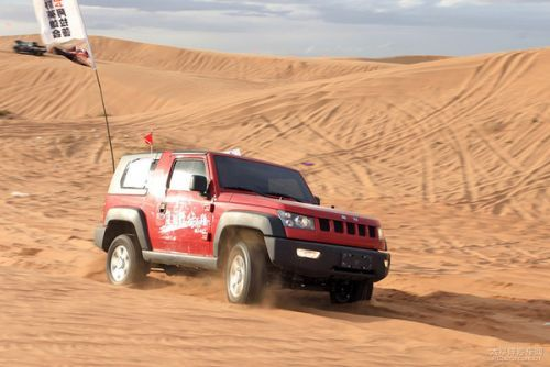 沙漠悍将! BJ40增程越野实测: 实力诠释越野新高度